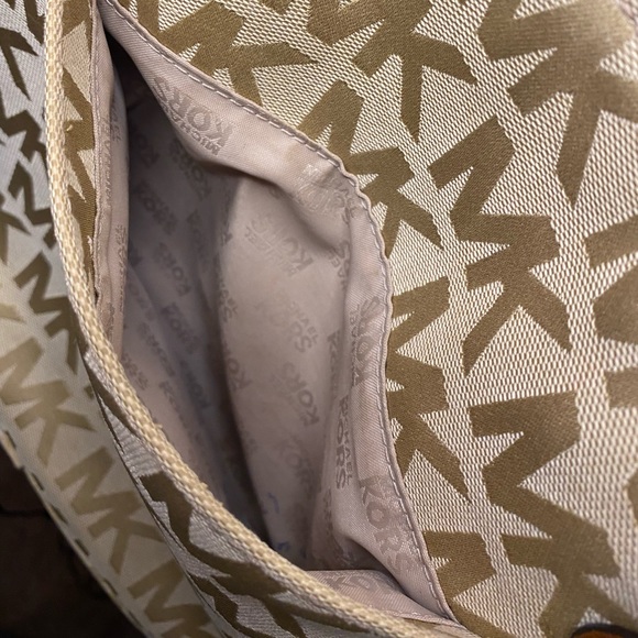 Michael Kors brown medium sized tote bag (10x11x6.5”) - Picture 8 of 9